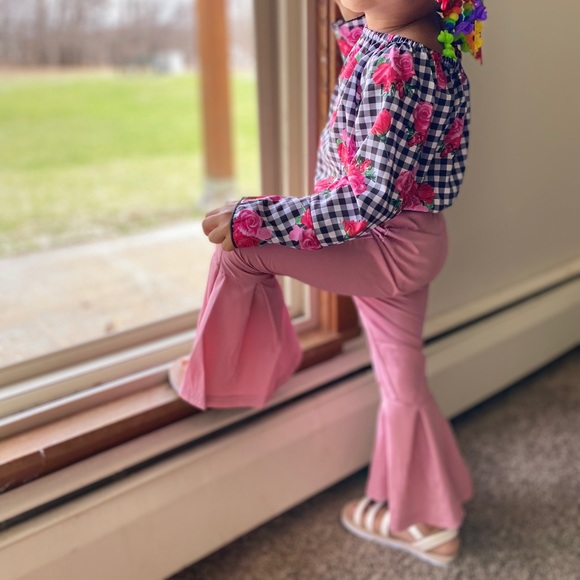 Floral Set - Picture 3 of 3